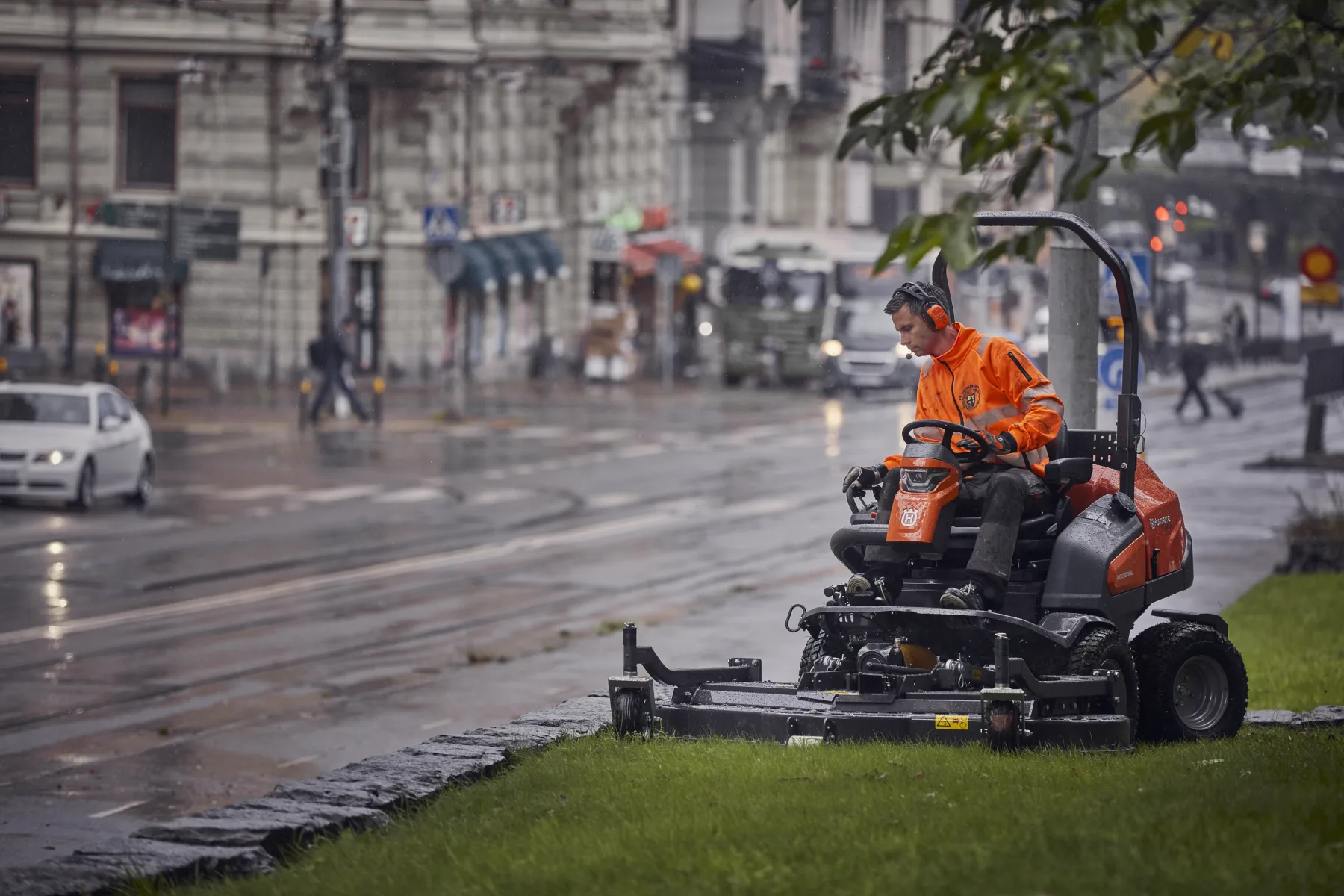 HUSQVARNA P 535HX (bez žac. ústrojí)