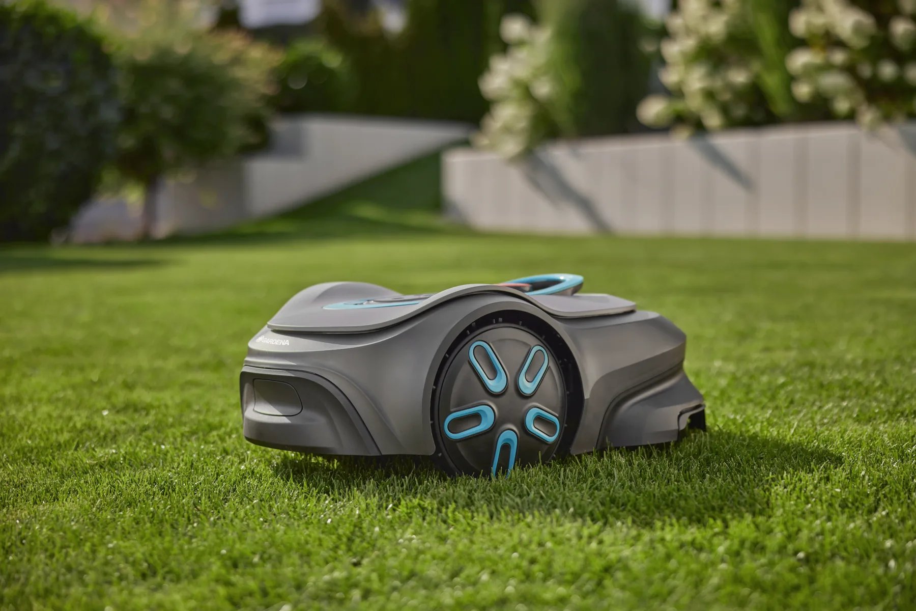 smart SILENO max 900 m², robotic lawn mower