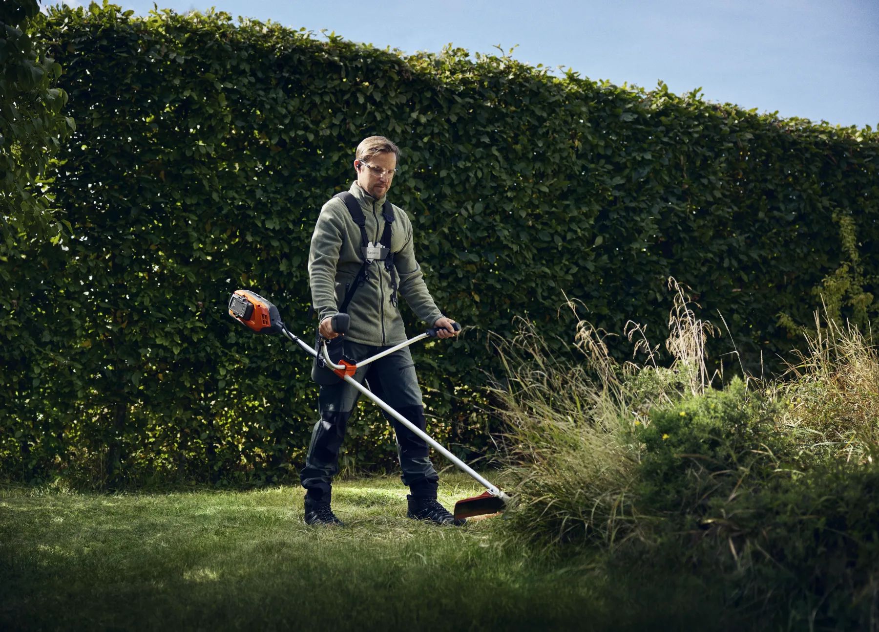 Husqvarna 325iR​