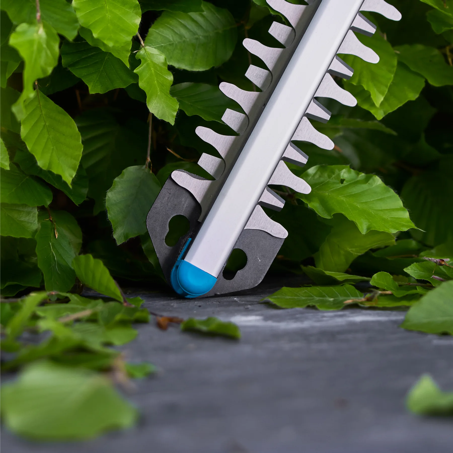 Akumulátorové nůžky na živý plot EasyCut 45/18V P4A solo