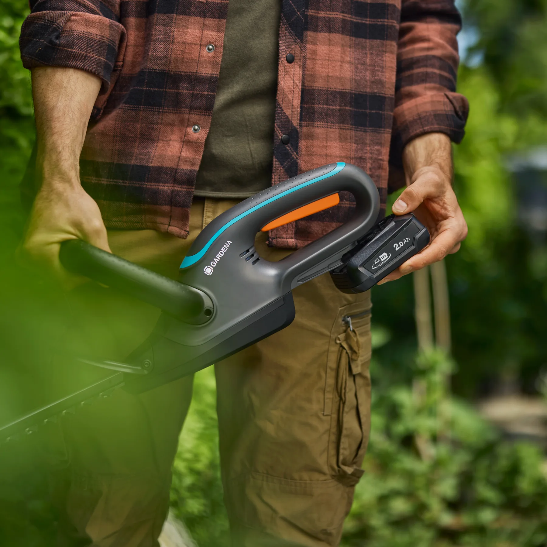 Akumulátorové nůžky na živý plot EasyCut 55/18V P4A solo