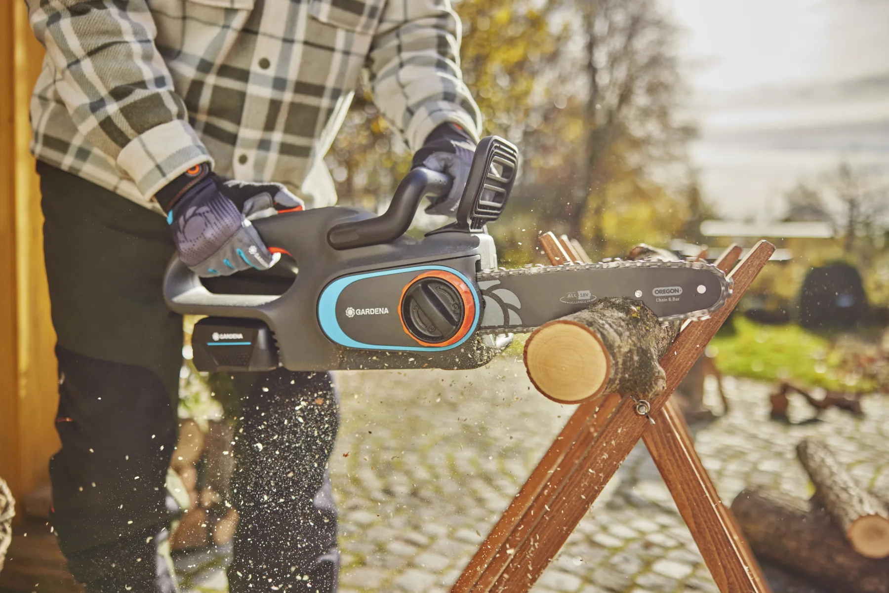 Akumulátorová řetězová pila PowerSaw 250/18V P4A solo