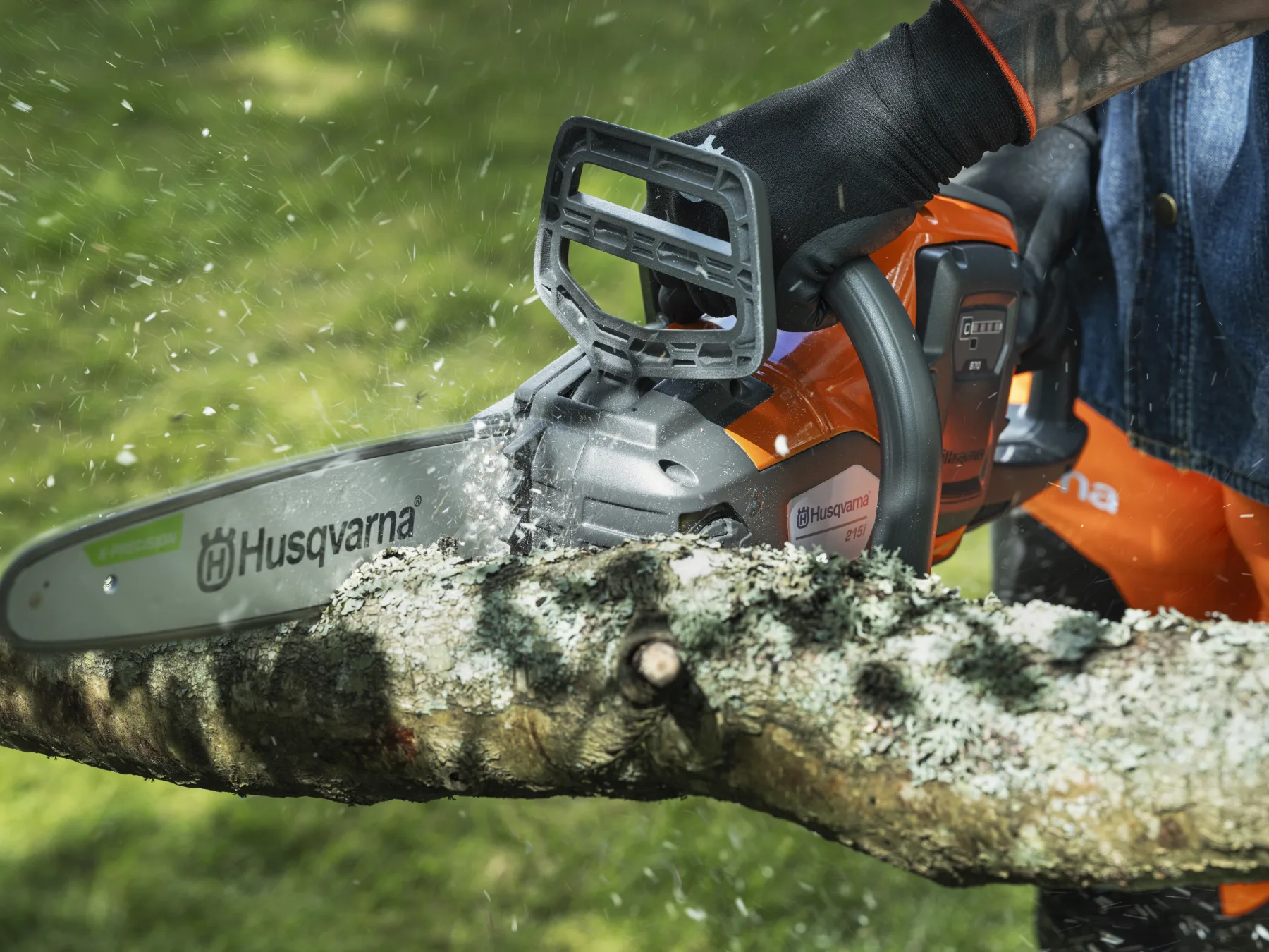 Husqvarna 215i